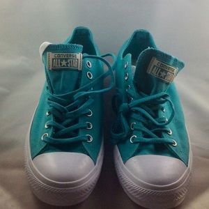 Converse men’s size 10